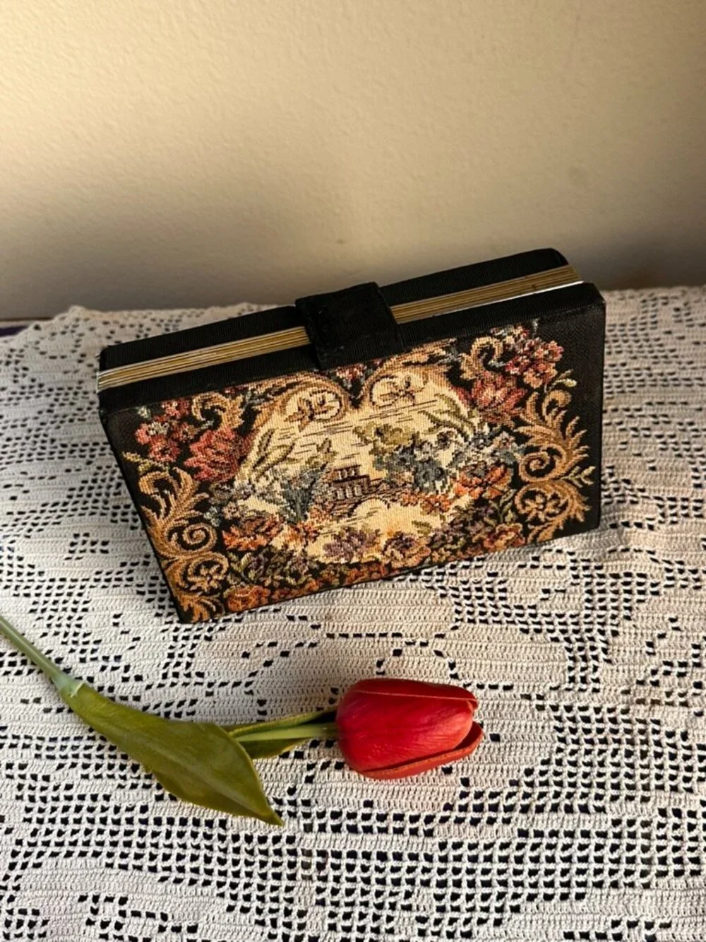 Black Faille Hard-Sided Vintage 1940s Vanity Clutch Purse w/ Tapestry & Mirror